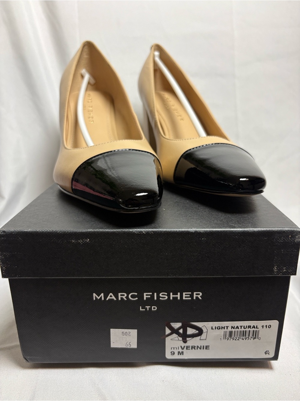 Marc Fisher Vernie Two-Tone Pump in Light Natural and Black Patent